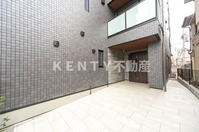 エントランス　建物の内部です