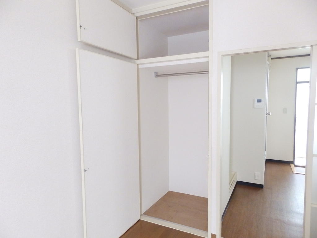 収納　クローゼット