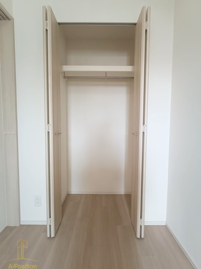 収納　スプランディッド難波キャトル