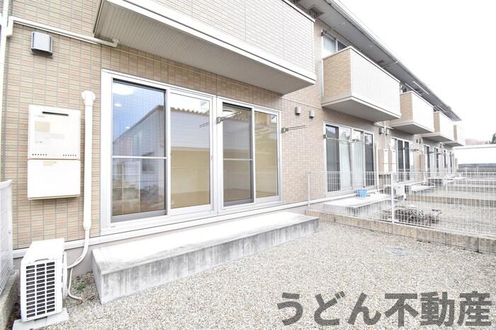 庭　うどん県のお部屋探しはうどん不動産へ うどんちゃんとLINE