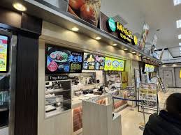 飲食店　リンガーハットイオン東雲店（飲食店）まで292m