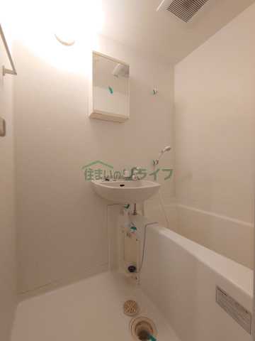 バス・シャワールーム　別部屋　参考写真