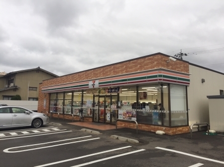 コンビニ　セブンイレブン金沢浅野本町店（コンビニ）まで1000m