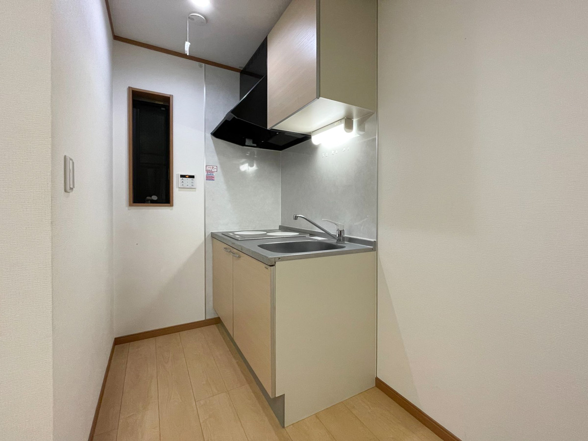 キッチン　同アパート・別部屋