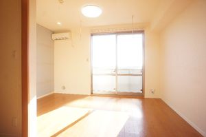 眺望　採光性良く一日中明るい快適な空間がここにあります♪