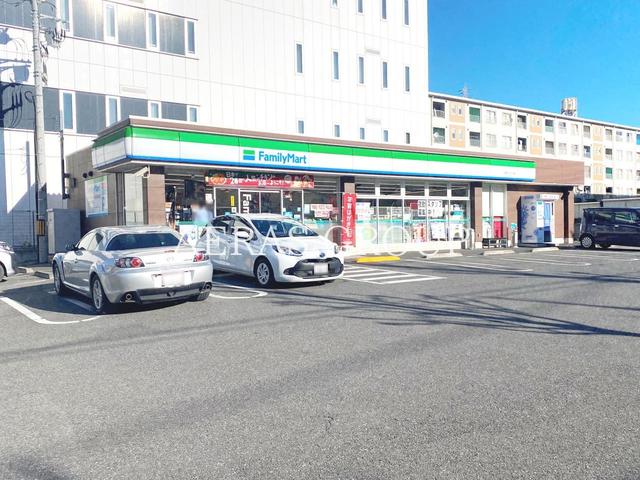 コンビニ　ファミリーマート 千葉祐光三丁目店（コンビニ）まで735m