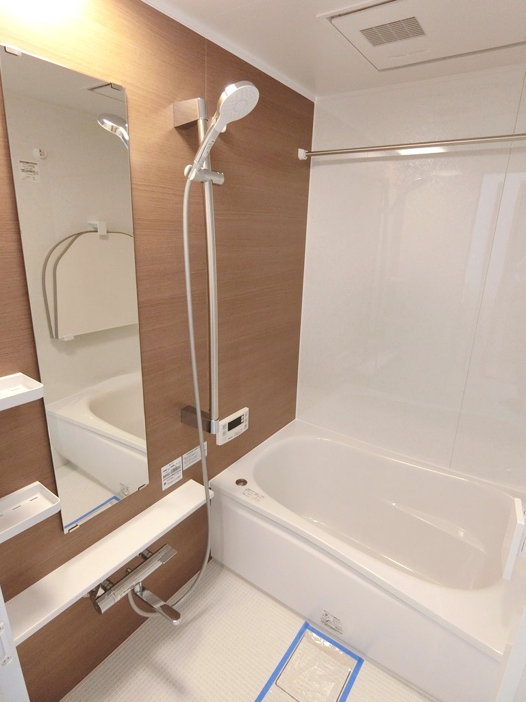 バス・シャワールーム　バス※別部屋参考写真