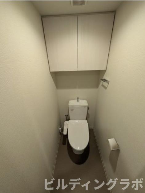 トイレ　別号室参考画像です。