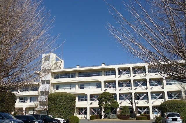 中学校　中村中学校（中学校）まで1020m