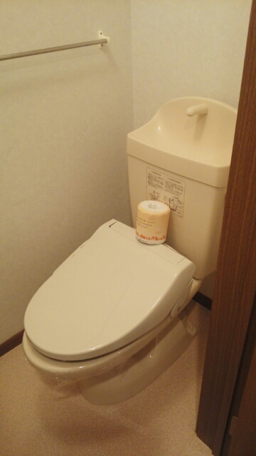 トイレ　トイレ