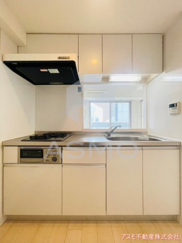 キッチン　同マンション別部屋　参考写真