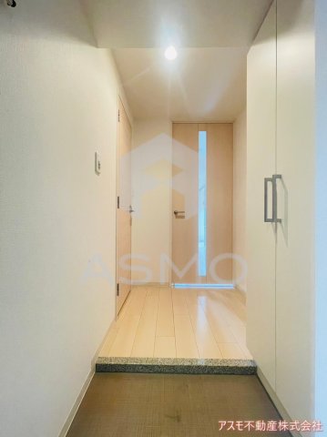 玄関　同マンション別部屋　参考写真