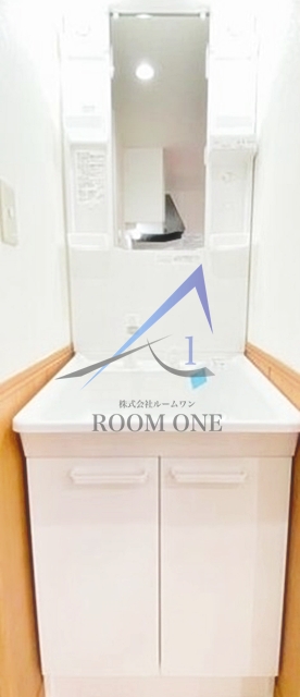 洗面設備　独立洗面台です。