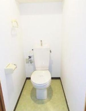 トイレ　落ち着いたトイレです