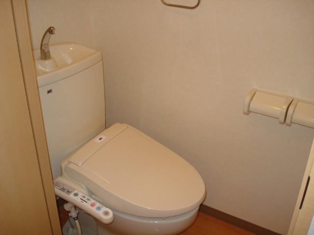 トイレ　シャワー付トイレ