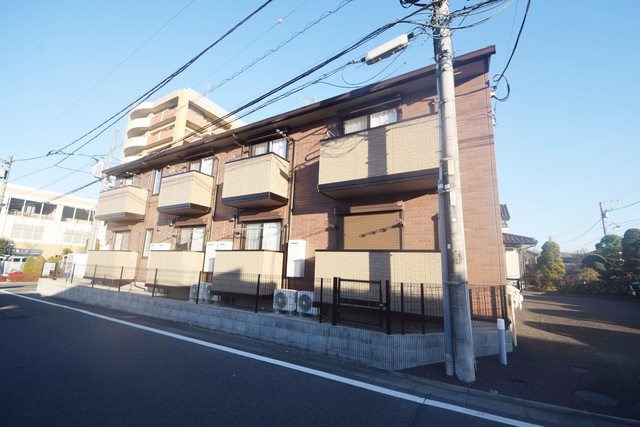建物外観　～落ち着いた住宅地に立地します～