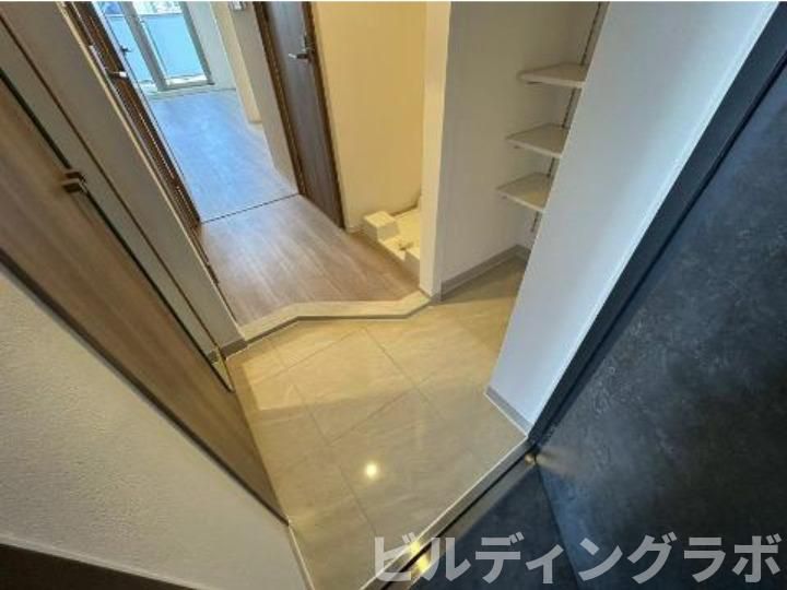 玄関　別号室参考画像です。