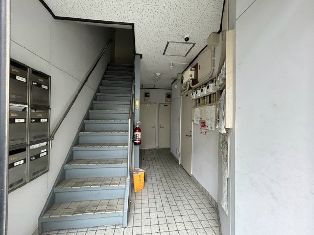その他　共用階段