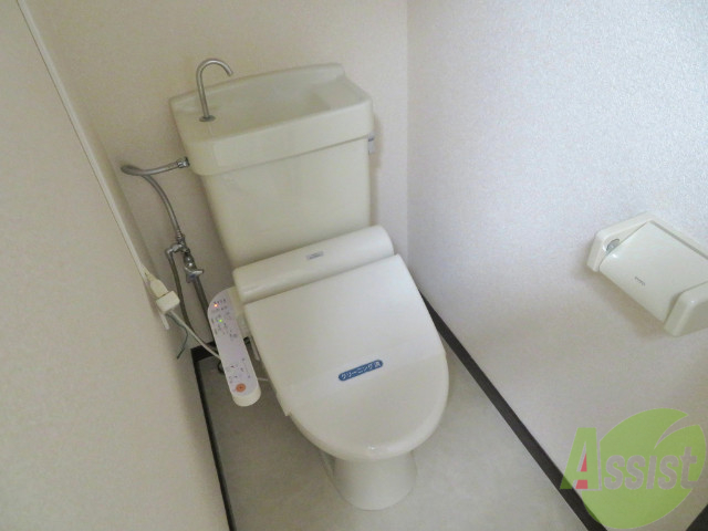 トイレ　トイレにはもちろんウォシュレットも備え付けです