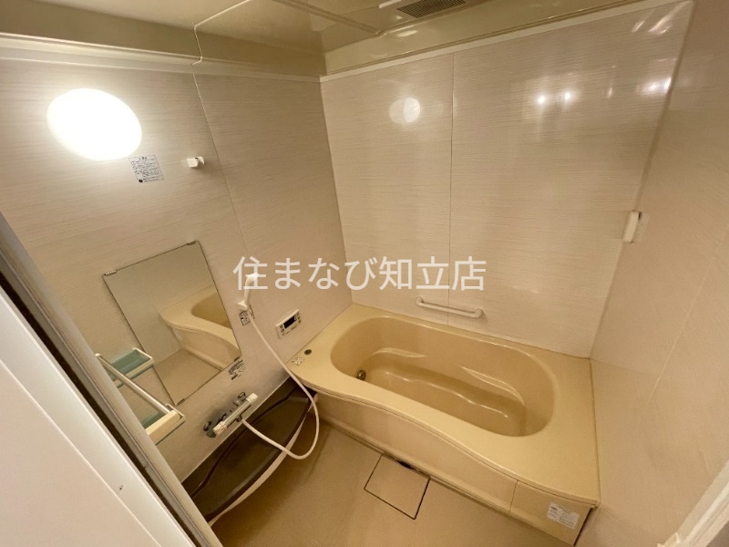 バス・シャワールーム　同型別部屋写真