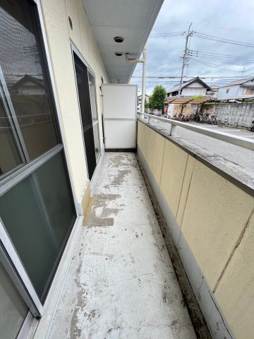 バルコニー　同物件、別号室の参考写真です。