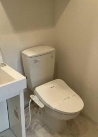 トイレ　シンプルで使いやすいトイレです