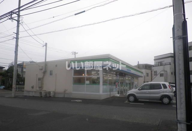 コンビニ　ファミリーマート御殿場新橋店（コンビニ）まで605m