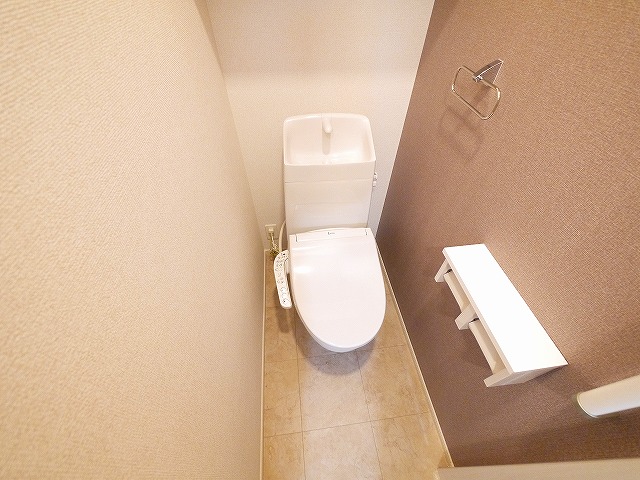 トイレ　ゆったりとした空間のトイレです