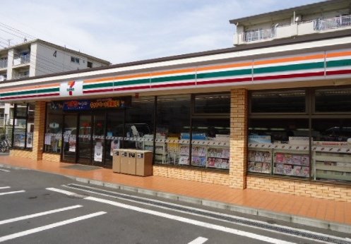 コンビニ　セブン‐イレブン 下連雀店（コンビニ）まで1594m