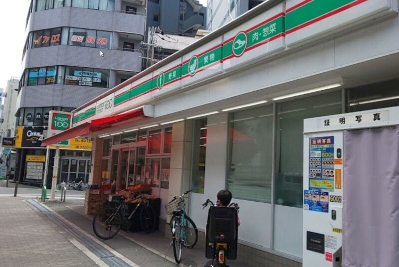 コンビニ　ローソンストア100西区立売堀店（コンビニ）まで350m