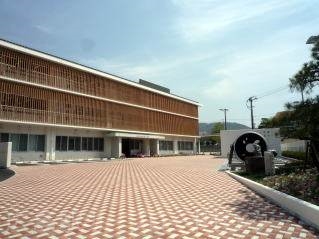 小学校　府中小学校（小学校）まで938m