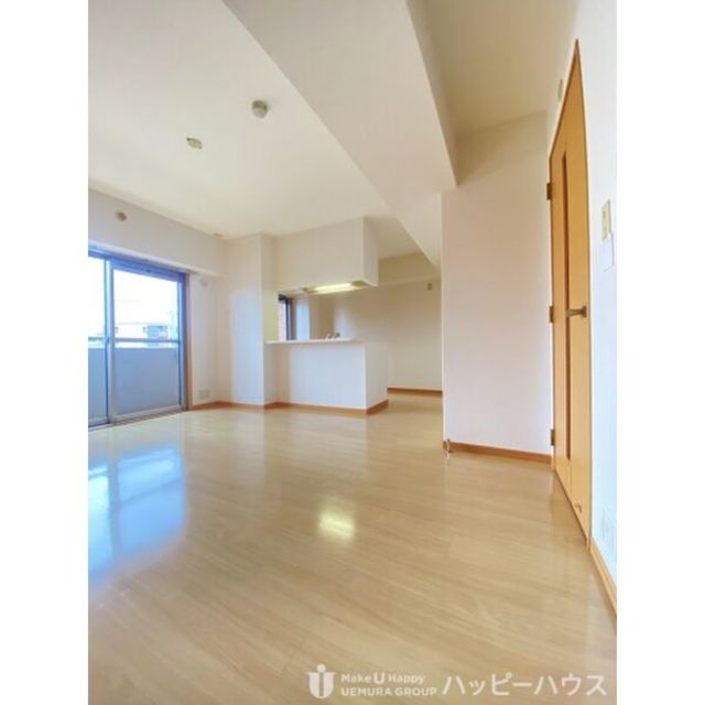 その他　【居間・リビング】別号室の写真です。