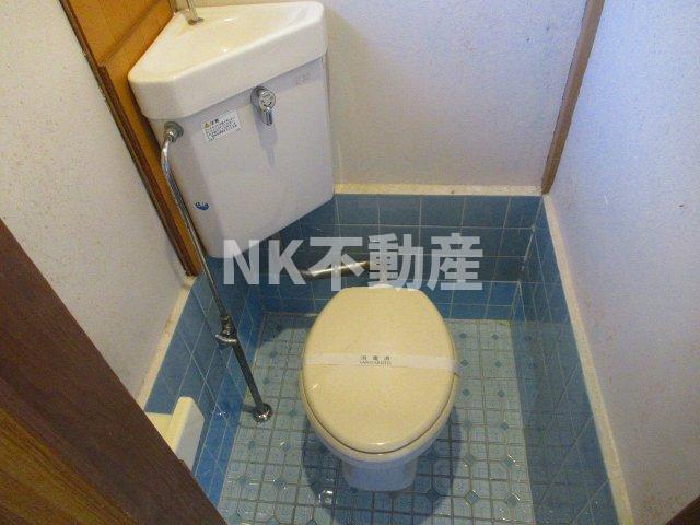 トイレ　落ち着いたトイレです