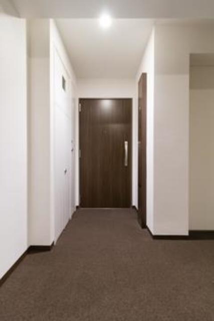 玄関　※写真は同タイプ住戸です。