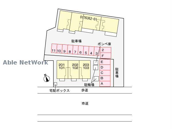 駐車場　駐車場