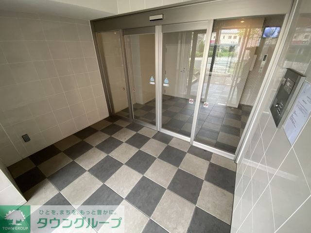 エントランス　エントランス
