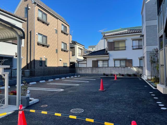 駐車場　駐車場