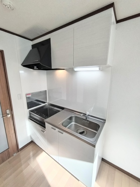 キッチン　★キッチンはＩＨコンロ付き★