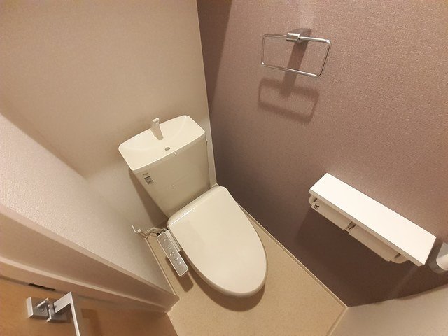 トイレ　コンパクトで使いやすいトイレです