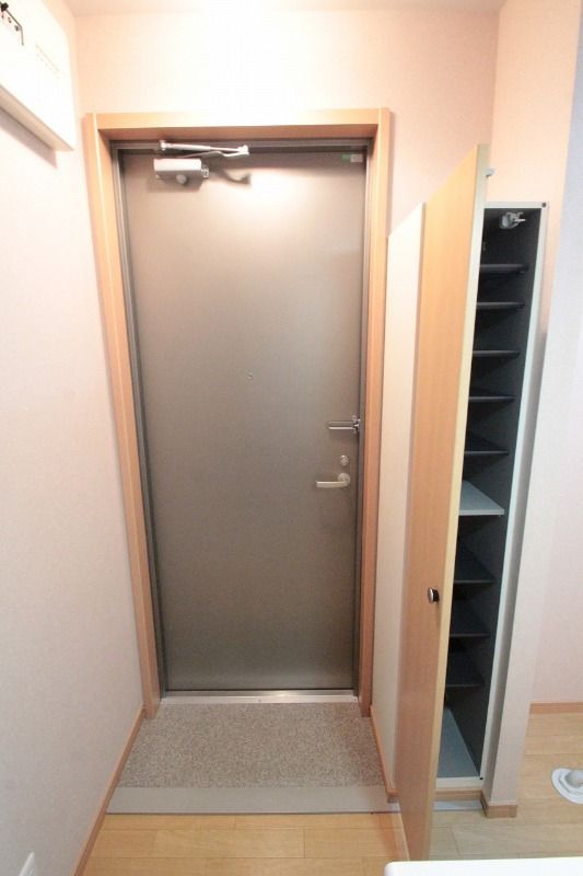 玄関　リヴィエール町屋　荒川区町屋１
