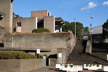 図書館　千葉県立中央図書館（図書館）まで938m
