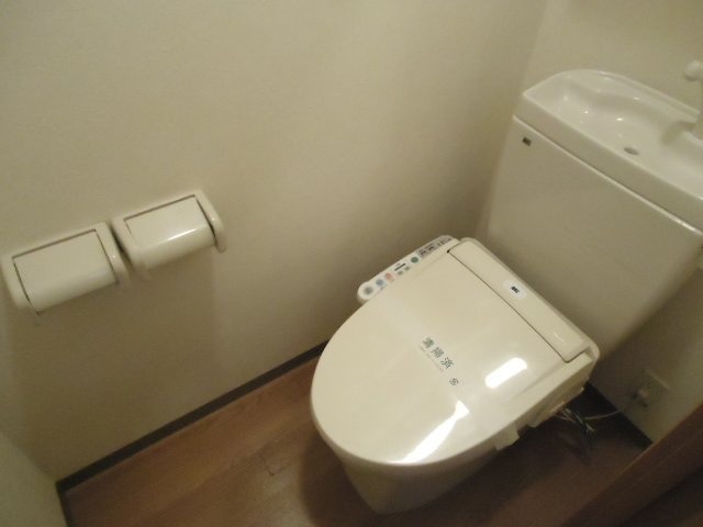 トイレ　図面と現状に相違がある場合には現状を優先