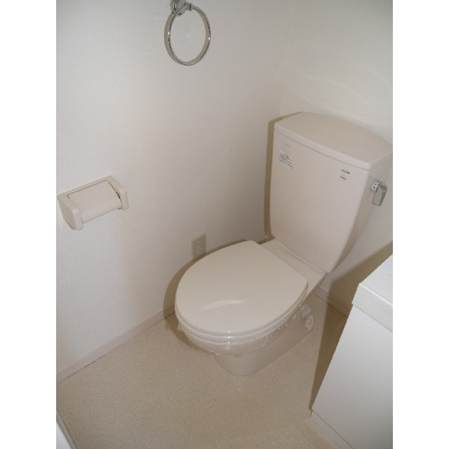 トイレ　落ち着いたトイレです