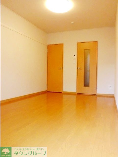 居室・リビング　お部屋探しはタウンハウジング稲毛店まで！ＴＥＬ：043-…