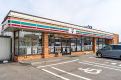 コンビニ　セブンイレブン札幌本通18丁目店（コンビニ）まで431m