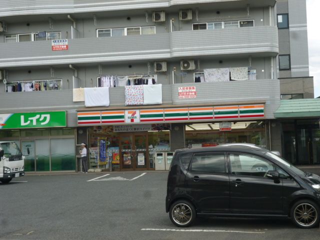 コンビニ　セブンイレブン（コンビニ）まで430m