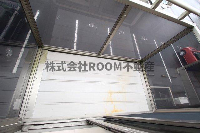 バルコニー　開放的で明るい空間を演出してくれるバルコニーです