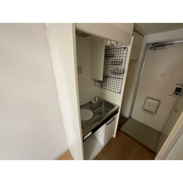 キッチン　コンパクトなキッチンで使いやすい