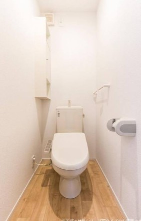 トイレ　別部屋参考写真