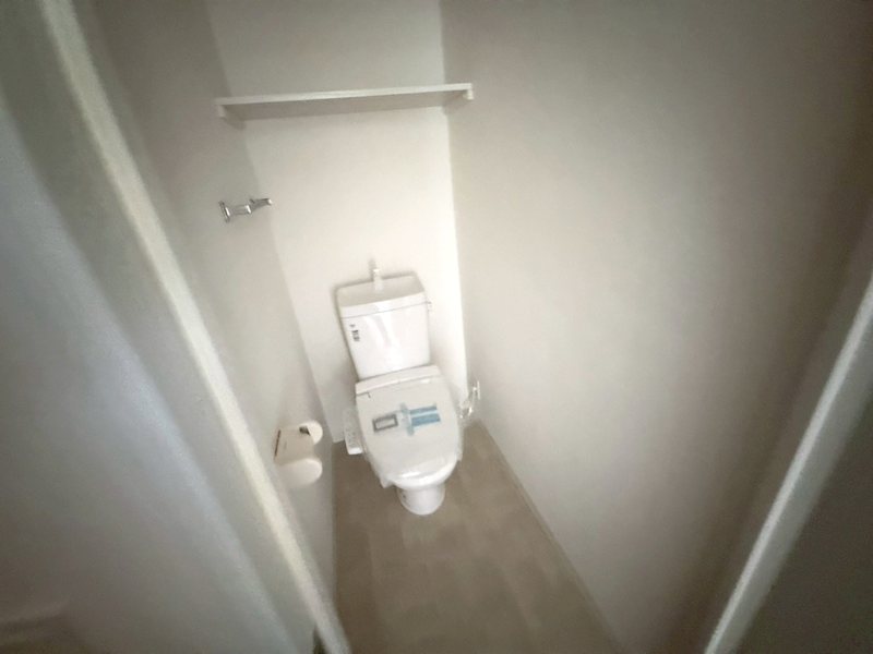 トイレ　2号室写真